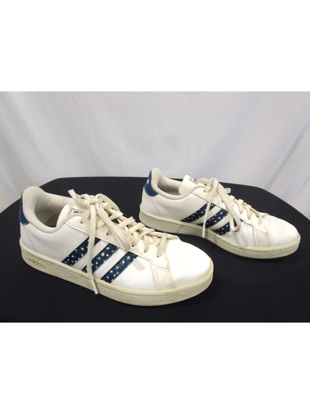 Adidas Grand Court Blue Dot Print Stripes White Sneakers Women 7.5
